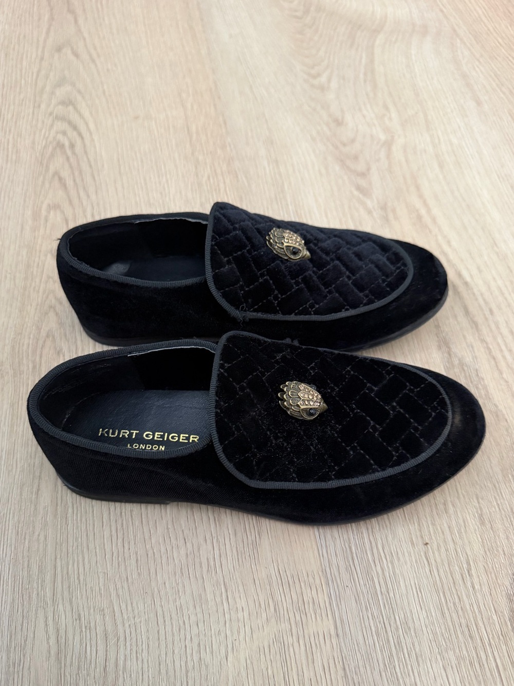 Kurt Geiger Boys' Hugh Quilted Suede Logo Ornament Slip On Loafers (Youth)